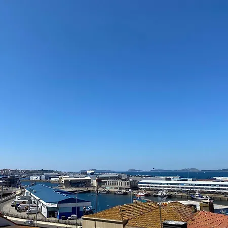 Casco Historico Con Vistas A La Ria